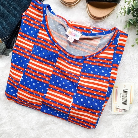 LulaRoe | NWT Size Small American Flag Irma Top - Picture 1 of 8